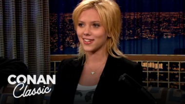 Conan O'Brien et Scarlett Johansson