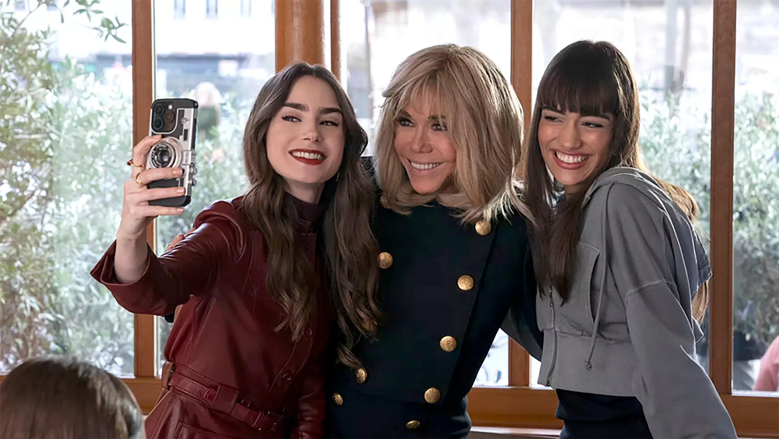 Brigitte Macron dans Emily in Paris