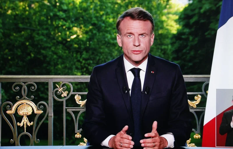 Un secret explosif sur Macron révélé