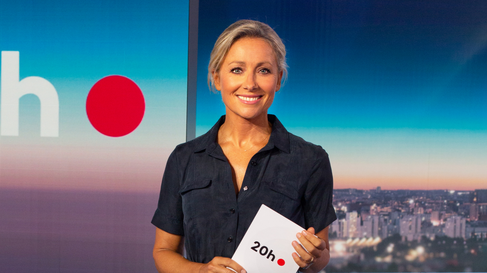 Carrière et départ d'Anne-Sophie Lapix de France Télévisions