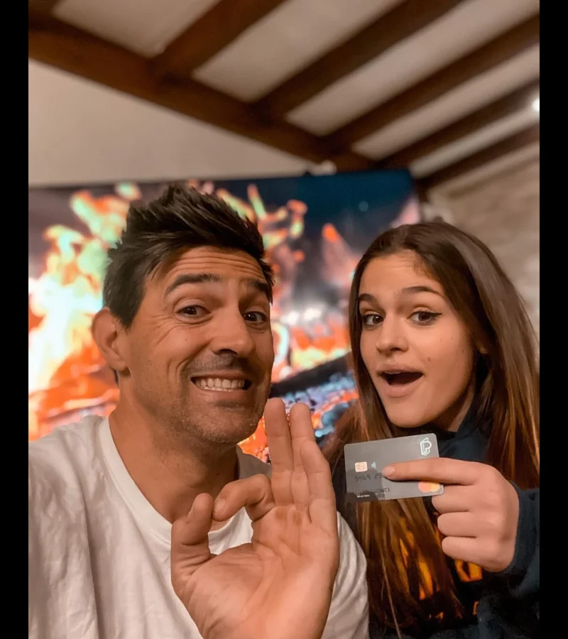Jean-Pascal Lacoste et sa fille Kylie