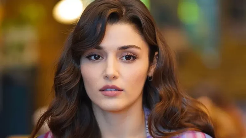 Hande Erçel 2025