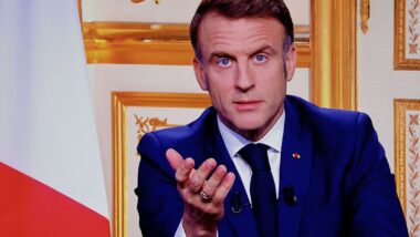 Macron.