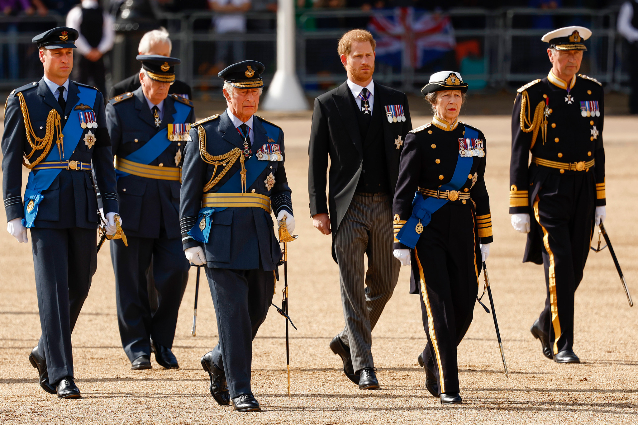 Réconciliation avec la Famille Royale