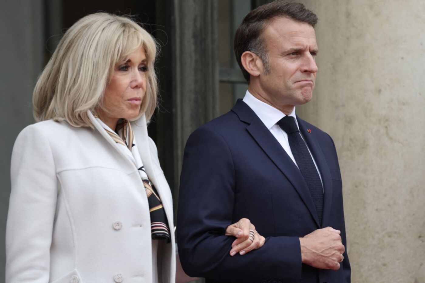 Interruption des vacances présidentielles