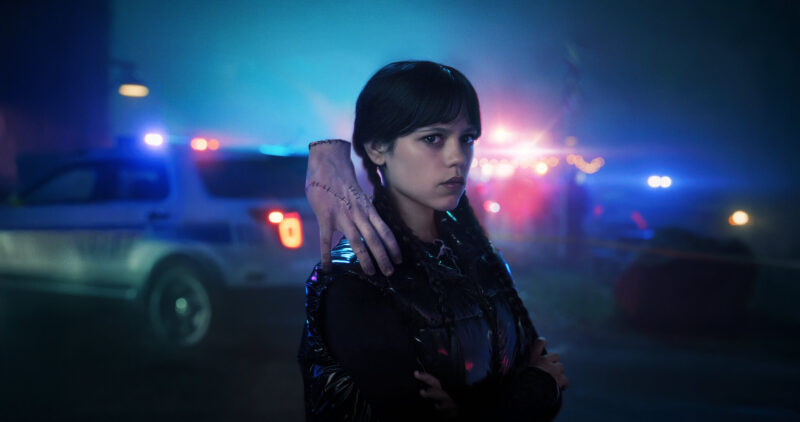 Saison 2 de Miércoles